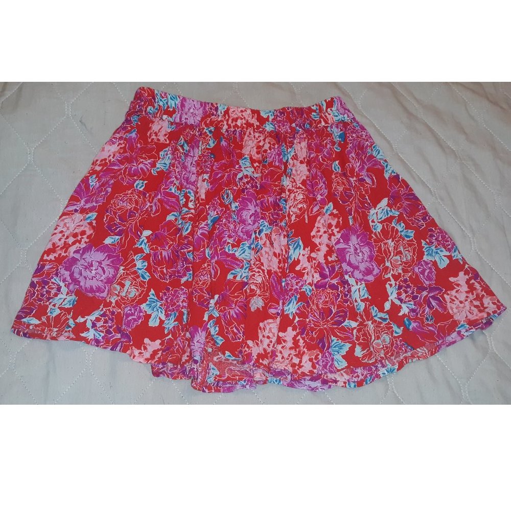 I Love H81 Red Floral Printed Pleated Circle Skirt